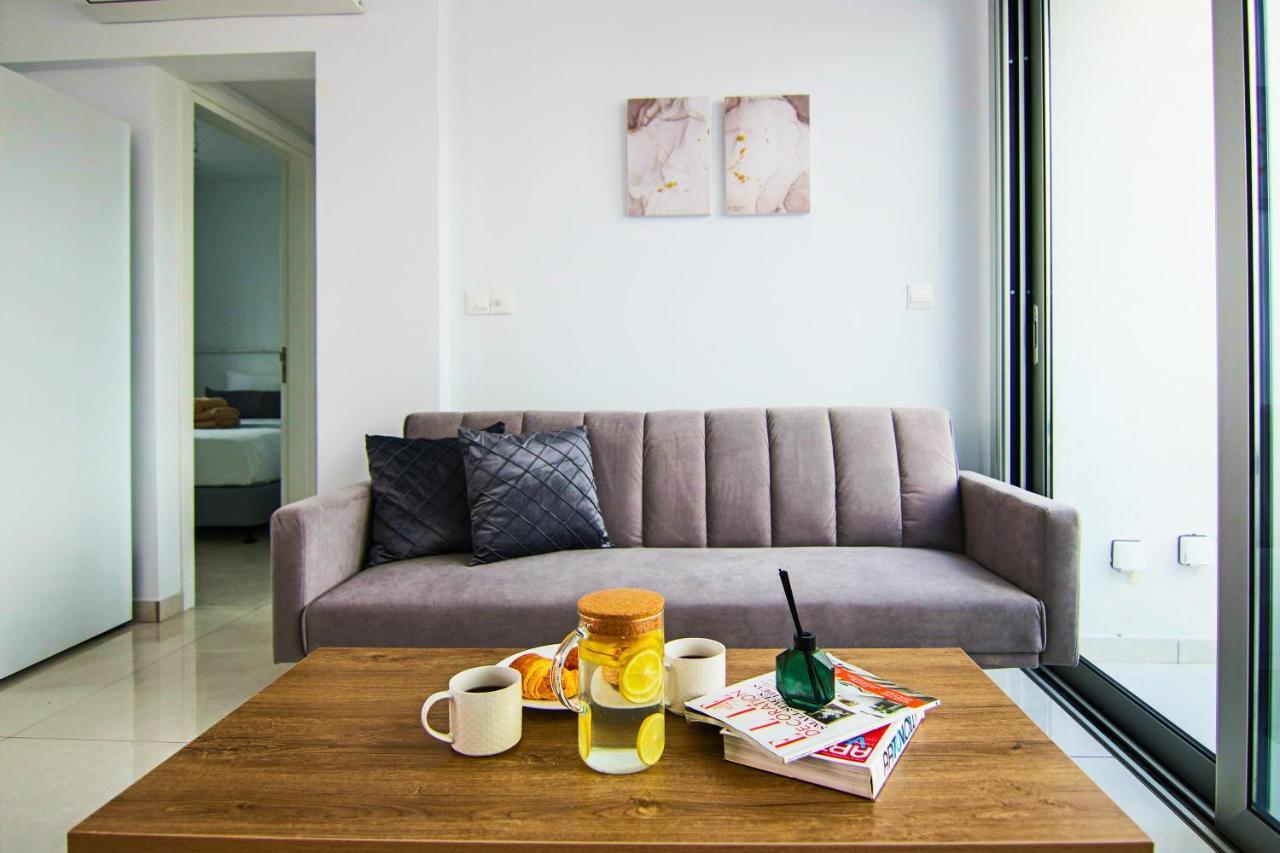 Апартаменти Phaedrus Living - Seaside Executive Flat Harbour 202 Пафос Екстер'єр фото