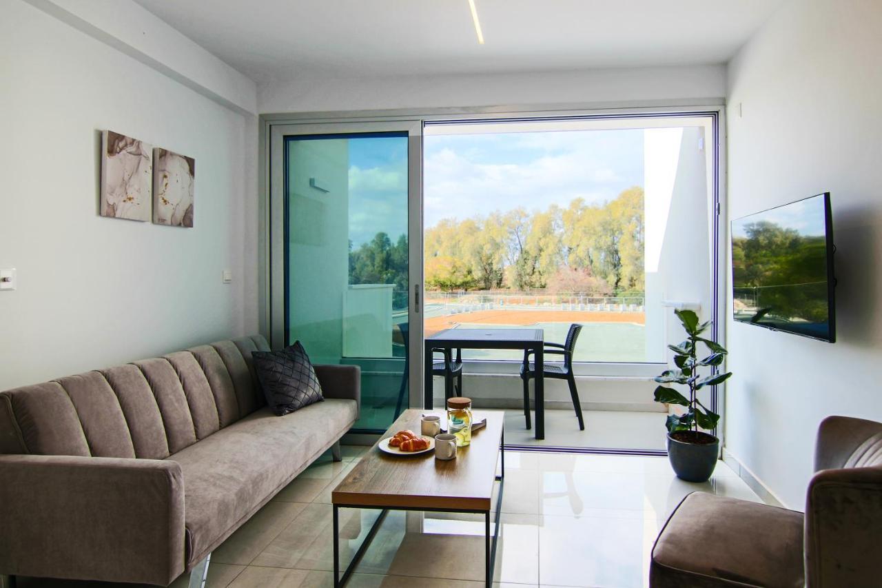 Апартаменти Phaedrus Living - Seaside Executive Flat Harbour 202 Пафос Екстер'єр фото